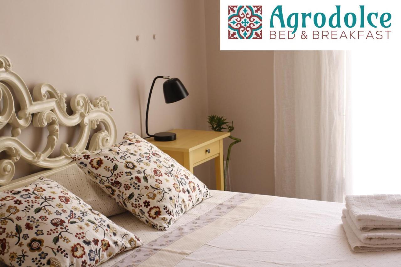 Agrodolce Bed & Breakfast Барселона-Поцо ди Гото Екстериор снимка
